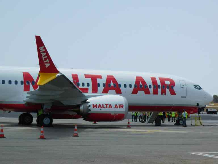 aviation-Federal-Labor-Court-Permanent-transfers-abroad-are-permitted
