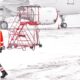 Aviation-Delta-A320-deneige-apres-une-heure-de-sauvetage