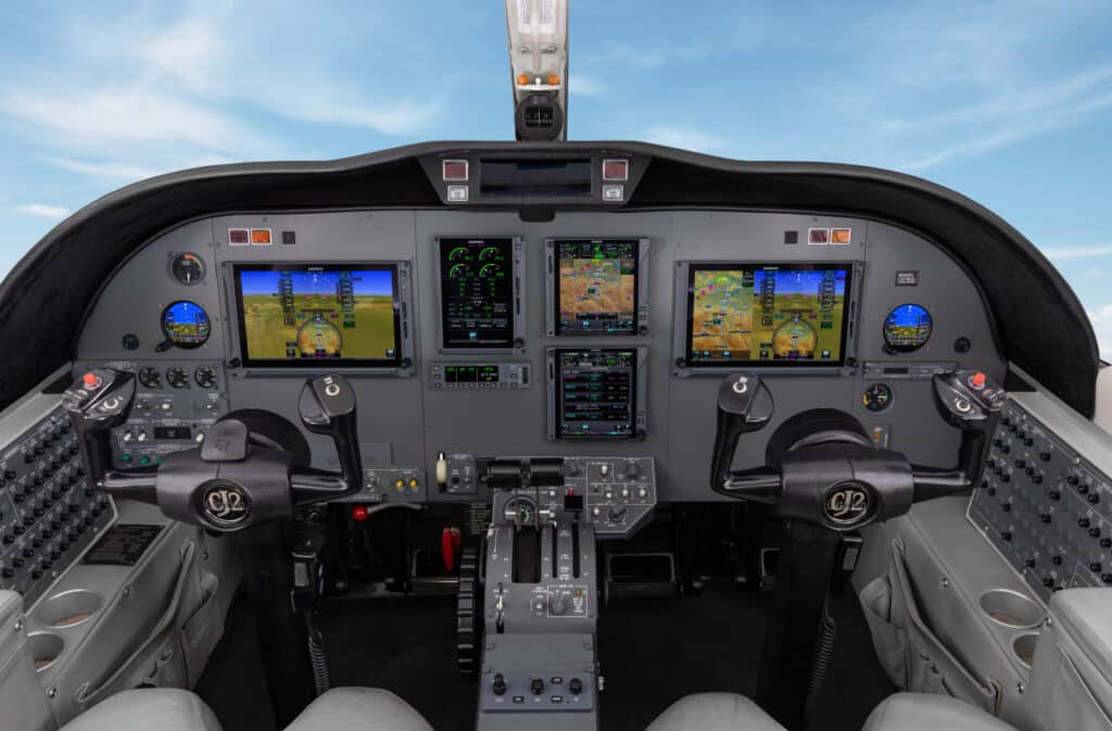 Textron Aviation Cessna CJ2 Citation Améliorations de l'avionique Garmin